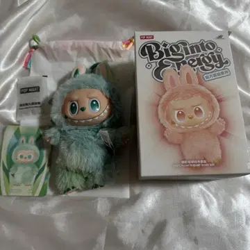 POP MART 러브브