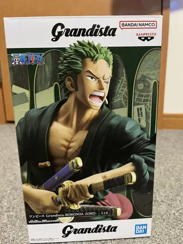 Grandista 롤로노아 조로 피규어