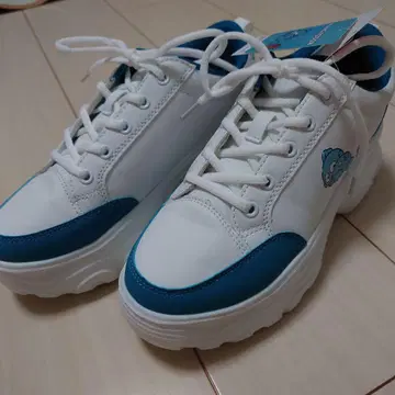 한교동 여성용 스니커즈 23.5cm
