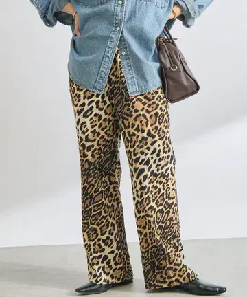 새상품 36 (리브 드와) [존재감] 애니멀 프린트 이지 팬츠