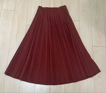 MORRIS&SONS 플리츠 스커트 보르도