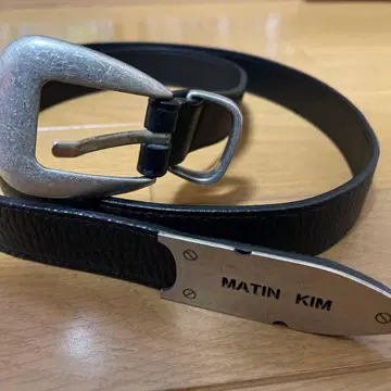 마뗑킴 블랙 가죽 벨트 메탈 버클