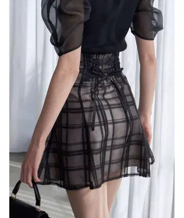 MERCURYDUO 시어 체크 백 레이스업 미니 치마바지