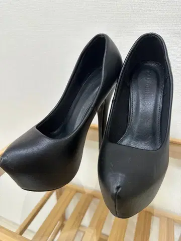 블랙 하이힐 펌프스 36