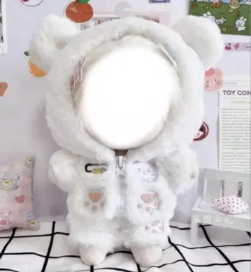 화이트 곰 후드 부착 코트