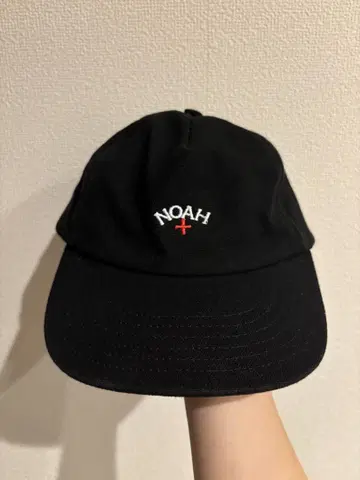 NOAH 블랙 스냅백 캡