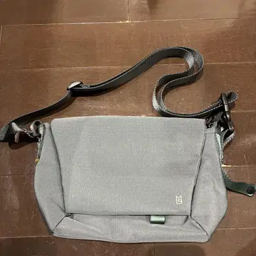 MILESTO Hutte 메신저 백 S 다크 그레이