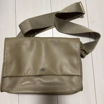 ear PAPILLONNER 바디백 숄더백