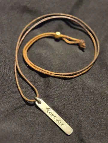 주말 가격 희소 린다 리존슨 플래티넘 다이아 가죽 목걸이