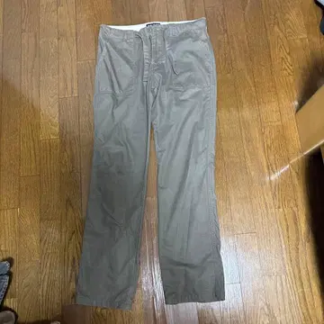 BEAMS 그레이 치노 팬츠 M 사이즈