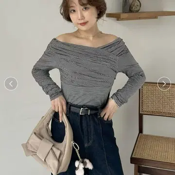 리본 패디드 백 플레어 아이디