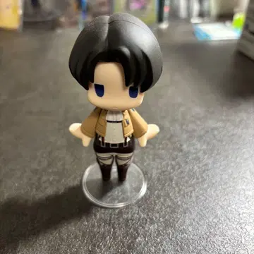 리바이 HELLO! 피규어