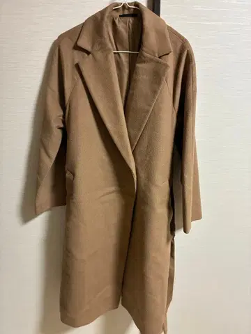 UNIQLO 베이지 플리스풍 롱 코트