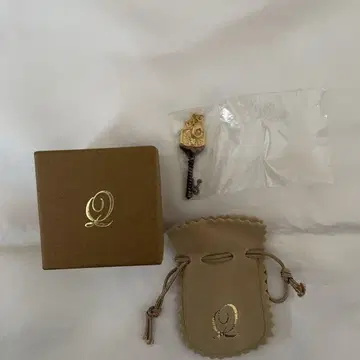 Q-pot 콜라보 이치노세 토키야 모델 초코 열쇠 참