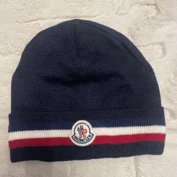 MONCLER 네이비 비니