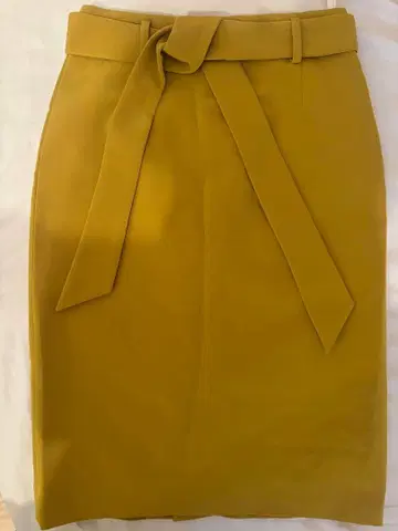 UNITED ARROWS 머스타드 타이트 스커트