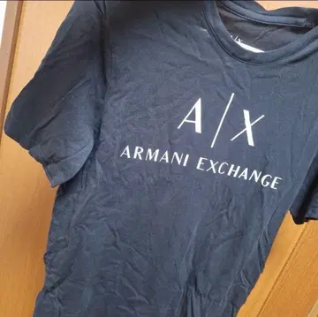 ARMANI와 아담스
