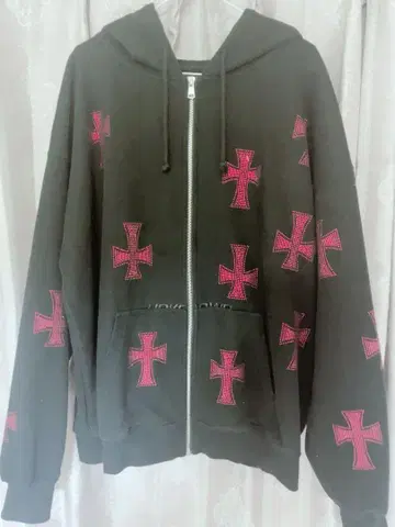 unknown 크로스큐빅 후드티 블랙 레드