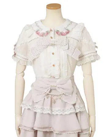 스트로베리 자수 블라우스 LIZLISA