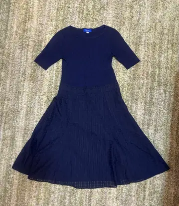 BLUE LABEL CRESTBRIDGE 반팔 니트 원피스 36 네이비