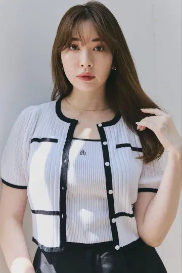 herlipto Trois Logo Bicolor Rib Knit Set