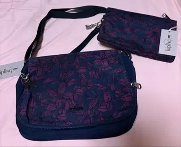 새상품 키플링 다기능 수납 경량 나일론 숄더백 & 파우치 세트