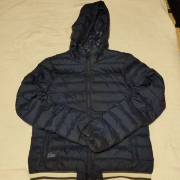 LACOSTE 네이비 후드 부착 다운 자켓
