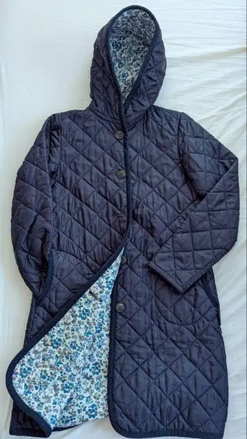 LAVENHAM LIBERTY 퀼팅 코트 꽃무늬 후드 부착 퍼플