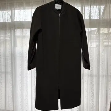 유나이티드 애로우즈 롱 코트 시착만 한 상품
