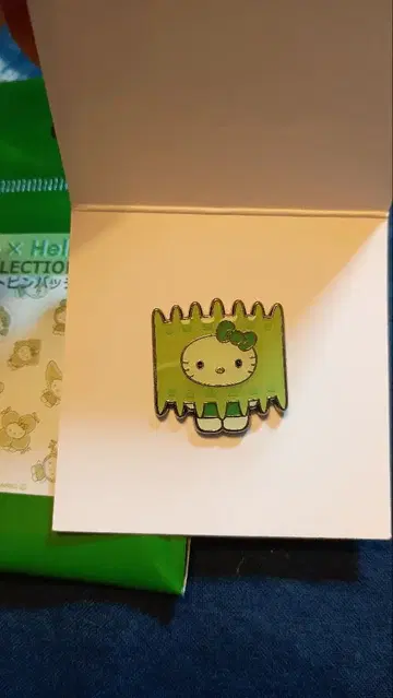 모 키티 핀 배지 만박 일본관