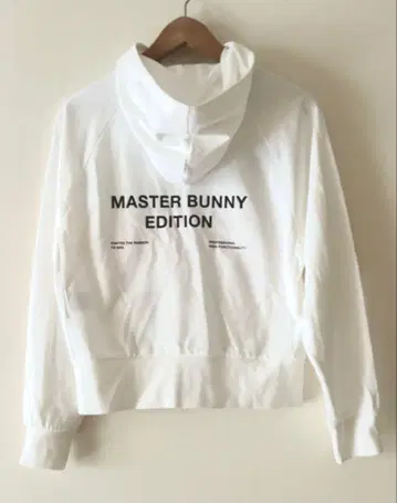 MASTER BUNNY EDITION 후드티