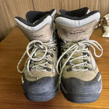 mont-bell 등산화 24.5cm 베이지/그레이