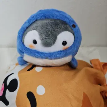 코우펜짱 진베이 상어 봉제 인형