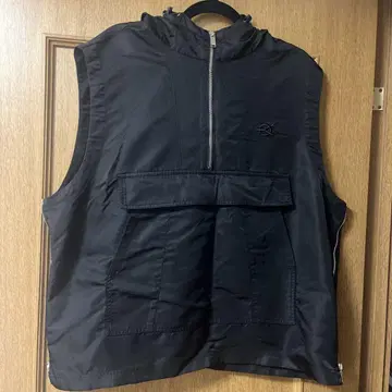 OY SIDE ZIPPER NYLON HOODIE VEST-BLACK