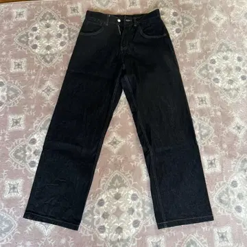 ZARA 다크 블루 스트레이트 데님