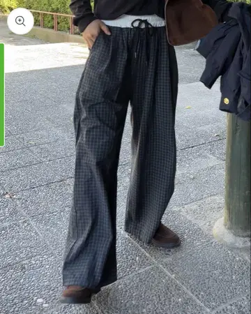 A.subjjject gather check pants