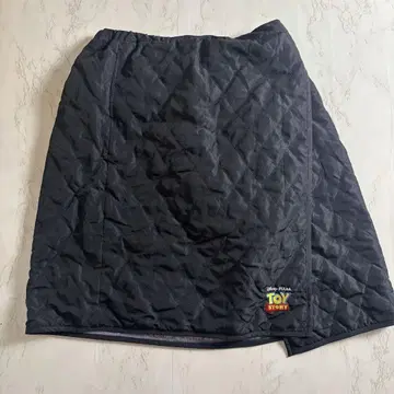 새상품급 토이스토리 써멀랩 레일 스커트 플리스 퀼팅 L