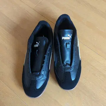 PUMA 스니커즈 블랙/화이트 24.5cm