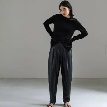 FREY 이번 시즌 완판템 더블 벨로아 상의 네이비