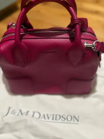 J&M DAVIDSON 핑크 가죽 핸드백
