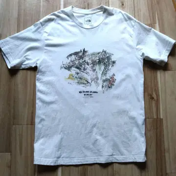 더 노스페이스 THENORTHFACE 화이트 티셔츠