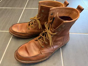 Clarks 브라운 가죽 워크 부츠