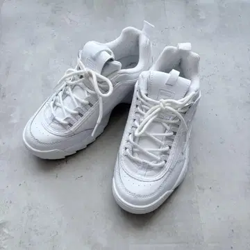[ FILA ] DISRUPTOR 2 대드 스니커즈 25.0cm 화이트