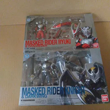 SHFiguarts 가면라이더 류우키&나이트