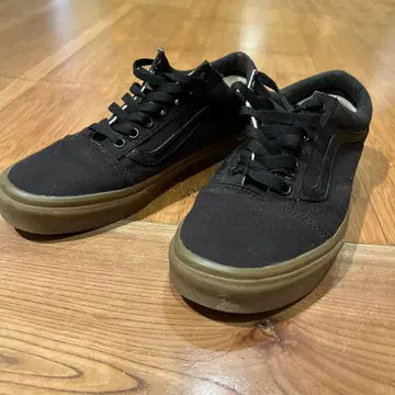 VANS 블랙 스니커즈
