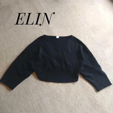 새상품급 ELIN 크롭 니트 긴팔 백 디자인