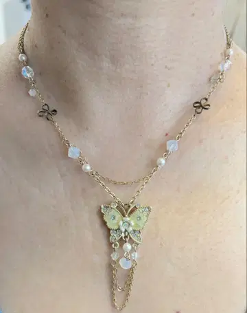 ANNA SUI 나비 모티브 목걸이 착용 1회 컨디션 최상