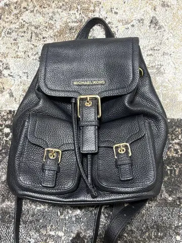 MICHAEL KORS 블랙 가죽 백팩