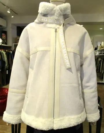 THOMAS MAGPIE 무스탕 코트