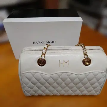 HANAE MORI 화이트 가죽 핸드백